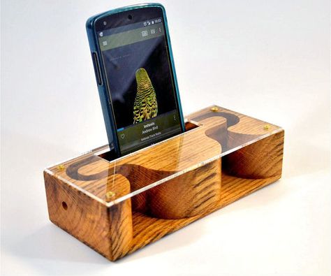 Wooden Phone Amplifier by ThreeBirdsCrafts on Etsy Iphone Speaker Wood, Phone Amplifier, Diy Phone Stand, Wood Speakers, Wooden Speakers, Speaker Box Design, Diy Speakers, Calendar Girls, Cnc Projects