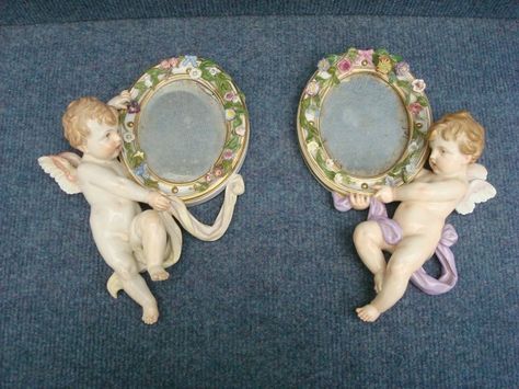 Pair of Meissen Porcelain Cherub Mirrors with Flower Encrusted Rim Meissen Porcelain, Antique Porcelain, Antique Items, Furniture Ideas, Art Decor, Shabby Chic, Figurines, Porcelain, Roses