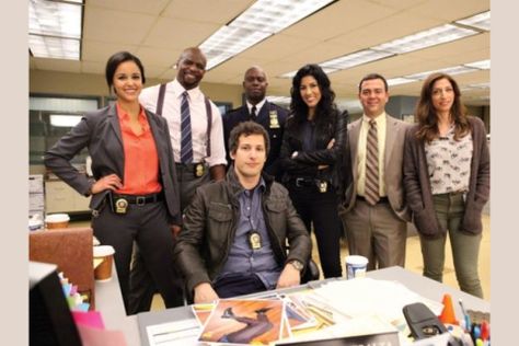 Which Brooklyn Nine Nine Character Are You? Brooklyn 99 Characters, Fall Tv Shows, The Perfect Score, Amy Santiago, Stephanie Beatriz, Tv Musical, New Television, Fall Tv, Andy Samberg