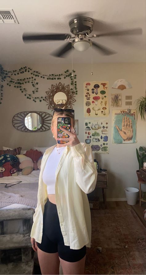 Comfy oversized button up outfit Hoodie With Button Up Shirt, Cream Button Up Shirt Outfits, Trendy Clothes For Women Summer, Trendy Clothes For Women Casual, Mesh Button Up Outfit, Open Button Down Shirt Outfit, Summer Button Up Shirt Outfits, Button Up Outfits Women, Button Up Shirt Dress Outfit