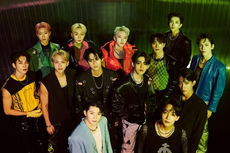 Seventeen Group Photo Icon, Seventeen Group Photo With Names, Svt Group Photo, Seventeen Group Photo, Seventeen Group, Group Icon, S.coups Seventeen, Hot Song, Seventeen Magazine