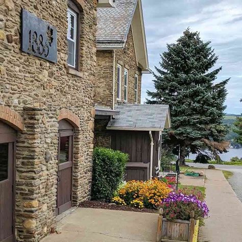 7 Wineries with Scenic Keuka Lake Views - Day Trips Around Rochester, NY Keuka Lake Wineries, Keuka Lake Ny, Finger Lakes Wineries, Designated Driver, Finger Lakes Ny, Keuka Lake, New York Vacation, Layered Bobs, Cafe Terrace