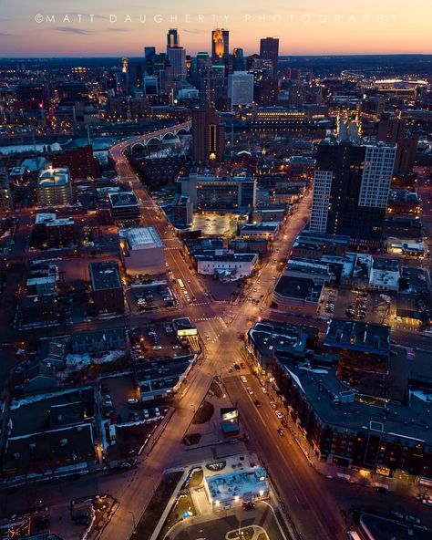 Minnesota Photography, Office Painting, Downtown Minneapolis, Office Paint, Photographer Inspiration, Minneapolis Minnesota, Location Photography, Aerial Photography, Minneapolis