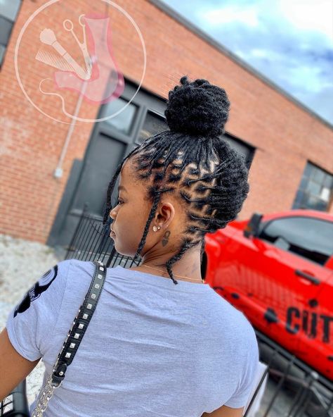 Loc High Bun Styles, Short Locs Hairstyles Updo, Short Dreadlocks Styles, Dreads Styles For Women, Loc Updo, Mohawk Hairstyles Men, Hairstyles For Wedding, Beautiful Locs, Beautiful Dreadlocks