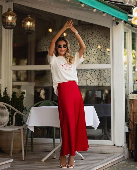 Ladies! Satin skirts in red have just landed on the website ❤️ We have a feeling these are going to be popular and won’t be around for long, so be quick! Shop now on www.martinico.co.uk #satinskirt #satinskirts #redfashion #fashiontrends #fashiontrends #fashionover50 #redoutfit #casualoutfit #dressyoutfit #fashionover40 #fashionover30 #redskirt #redsatin #sussexmums #fashionboutique #independentfashion #styleinspo #styleoftheday #whatiworetoday Red Capri Pants Outfit, Red Satin Skirt Outfit, Red Satin Skirt, Red Skirt Outfits, Red Top Outfit, Capri Pants Outfits, Satin Skirts, Satin Skirt Outfit, Red Skirt