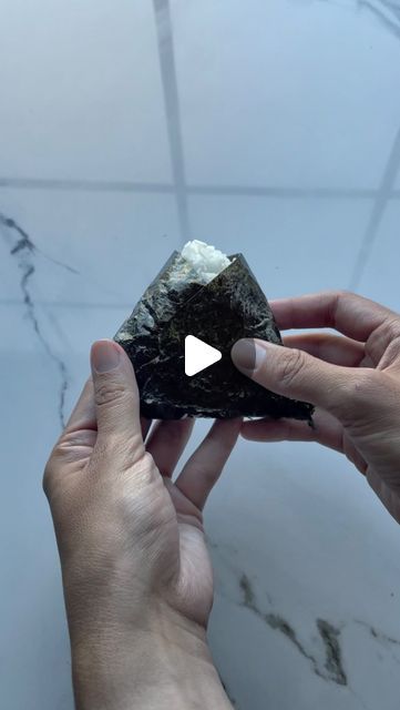 Kyrie | キリエ on Instagram: "Comment ONIGIRI for a direct link to the recipe w/ detailed instructions, as well as links to my recommended rice cookers, rice, and nori (seaweed).

Using just your hands to shape onigiri can be difficult for some, so I hope this helps! 🍙 but that traditional route is great too.

Recommended onigiri fillings/toppings: furikake, umeboshi (pickled plums), fish such as salmon or tuna (I love mixing it with kewpie mayonaisse or goma dressing), chicken teriyaki, pickled vegetables, etc." Onigiri Filling, Pickled Plums, Nori Seaweed, Cooking Stuff, Chicken Teriyaki, Rice Cookers, Pickled Vegetables, Japanese Dishes, Teriyaki Chicken