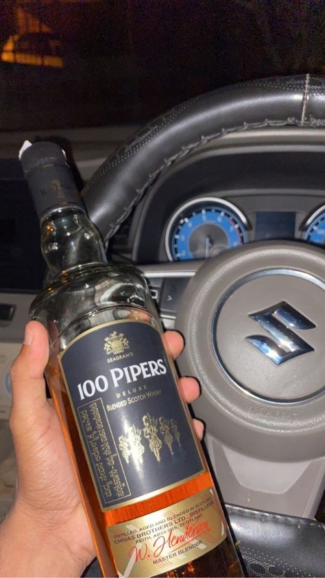 Blenders Pride Whiskey Snapchat, 100 Pipers Whisky, Whisky Snap, Daru Bottle Drinks, Liquor Snapchat, Alcohol Snapchat Party, Whisky Chivas, Rock Boy, Money Images Cash Indian