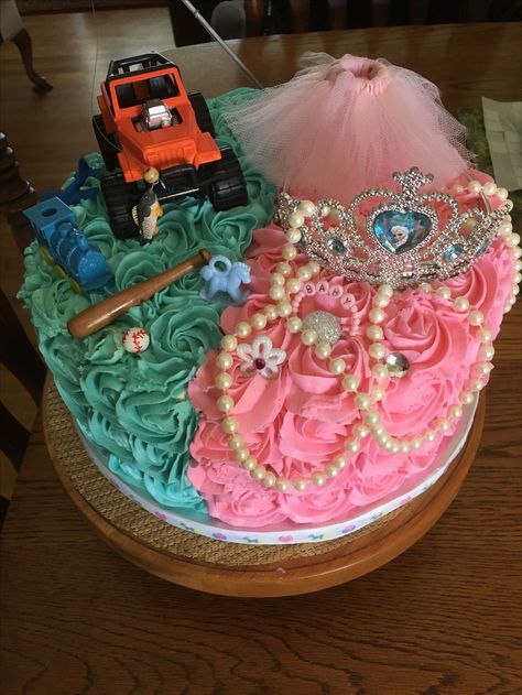 Gender reveal, Jeep or Jewels! I loved being part of the surprise as this cake was revealing the gender to both parents, family and friends at a special party. The inside of the cake was dyed pink and contained pink sixlets candies for the reveal. Totally fun!! Jeep Gender Reveal Ideas, Gender Reveal Shooting, Gender Reveal Cakes, Gender Reveal Ideas, Gender Party, Kids Cakes, Gender Reveal Cake, Reveal Ideas, Reveal Party