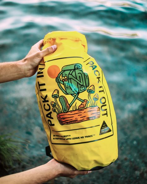 Leave No Trace x Parks Project | Dry Bag | National Park Dry Bag Parks Project, National Park Gifts, Leave No Trace, Bushcraft Camping, Suncare, Outdoor Backpacks, Dry Bag, Camping Experience, Packaging Design Inspiration