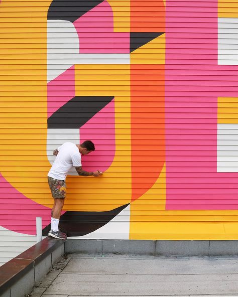 Typographic Street Art by Ben Johnston Large Scale Artwork, Mural Ideas, Online Graphic Design, Mural Design, Environmental Graphics, Mural Wall Art, World Best Photos, Wall Graphics, Mural Art