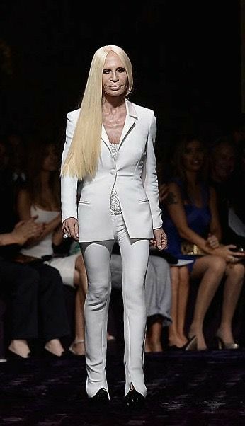 Donatello Versace, Gianni And Donatella Versace, Donatella Versace, Gianni Versace, Celebrity Pictures, Versace, Celebrities, Halloween