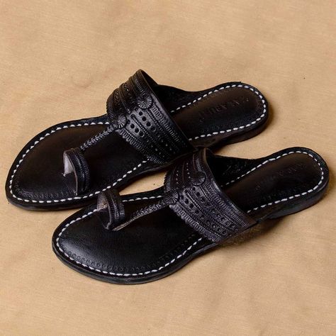 Step out in timeless elegance with our Women's Genuine Leather Kolhapuri Chappal in Eternal Black. A classic beauty crafted for ultimate comfort and style. To shop do visit on: www.Kalapuri.com or click on link below https://kalapuri.com/products/eternal-black-a-classic-beauty?_pos=1&_sid=e820cef6f&_ss=r&variant=44378012844277 #kalapuri #KolhapuriChappal #EternalBlack #GenuineLeather #WomensFootwear #ClassicBeauty #TraditionalFootwear #IndianFashion #Handcrafted #EthnicStyle #ComfortAndSt... Kolapuri Chapal Women, Kolhapuri Chappals, Beauty Crafts, Stepping Out, Classic Beauty, Handmade Shoes, Ethnic Fashion, Body Oil, Luxury Shoes