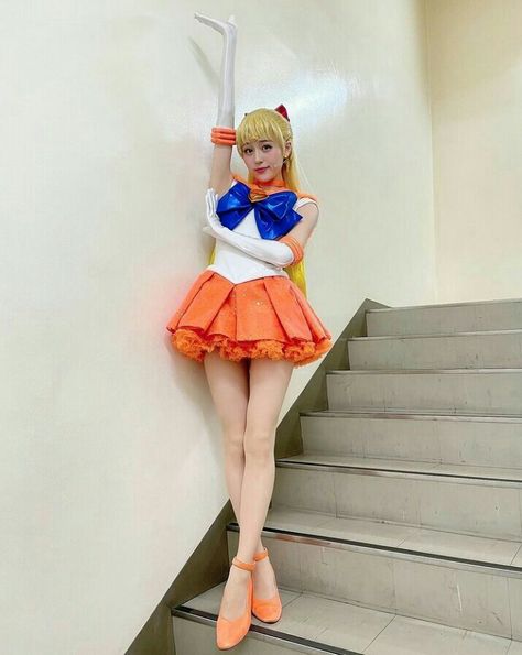 Sailor Venus Cosplay, Sailor Venus, Anime Cosplay, Wig Cap, Cosplay Wigs, Rwby, Cosplay Anime, Photo Poses, Sailor Moon