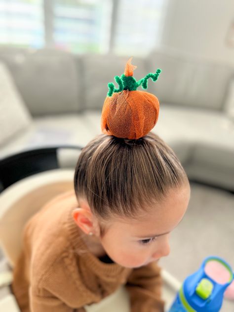 Pumpkin Patch Hairstyles Kids, Crazy Hair Day Toddler Girl, Pumpkin Buns Hair, Halloween Toddler Hairstyles, Toddler Halloween Hairstyles, Toddler Halloween Hair, Pumpkin Hairstyle, Kids Halloween Hair, Halloween Hairstyles For Kids