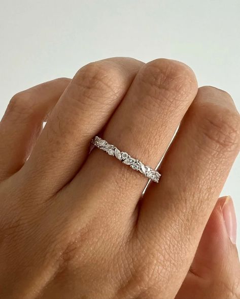 Minimalist Wedding Bands For Women, Dainty Wedding Band, Unique Promise Rings, Round Wedding Band, Dainty Wedding, Diamond Engagement Band, Stacked Wedding Bands, Moissanite Band, Dainty Band