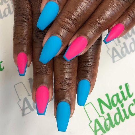 Summer matte August Nails Acrylic, Gel Matte Nails, Simple Elegant Nail Art, Summer Nails Matte, Simple Elegant Nails, Nail Art Pink, Nail Polish Nails, Nail Summer, Overlay Nails