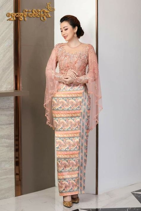 Burmese Wedding, Burmese Dress, Myanmar Girl, Mom Clothes, Prom Dress Inspo, Easy Dress Sewing Patterns, Burmese Clothing, Kebaya Dress, Traditional Dresses Designs