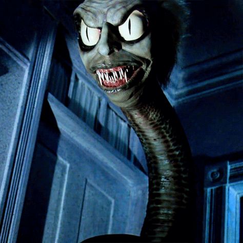 Beetlejuice Monster gif Beetlejuice Worm, Beetlejuice Monsters, Tim Burton Characters, Beetlejuice Movie, Funny Stickman, Beetlejuice Halloween, Tim Burton Style, Tales From The Crypt, Tim Burton Movie