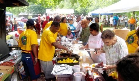 Cookout Aesthetic, Black Cookout, Black Cook, Life Meaning, African American History Facts, Family Backyard, Party Cooking, Family Bbq, I Love Being Black