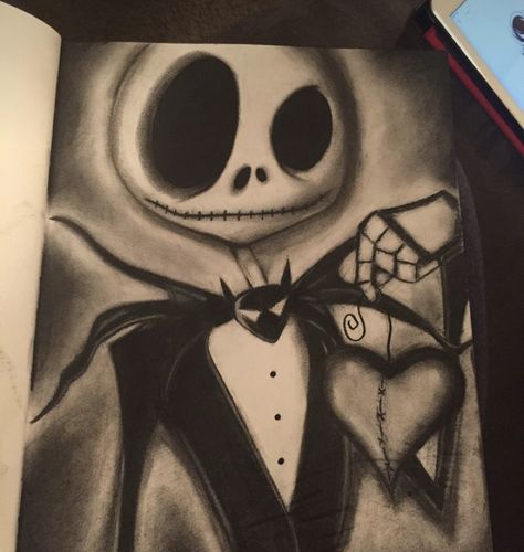 Nightmare Before Christmas Pencil Drawing, Jack Skeleton Drawing Easy, Halloween Charcoal Drawing, Cute Gothic Drawings, Jack Nightmare Before Christmas Drawing, Skeleton Art Drawing Easy, Jack The Skeleton Drawings, Christmas Drawings Pencil Sketches, Night Before Christmas Drawings