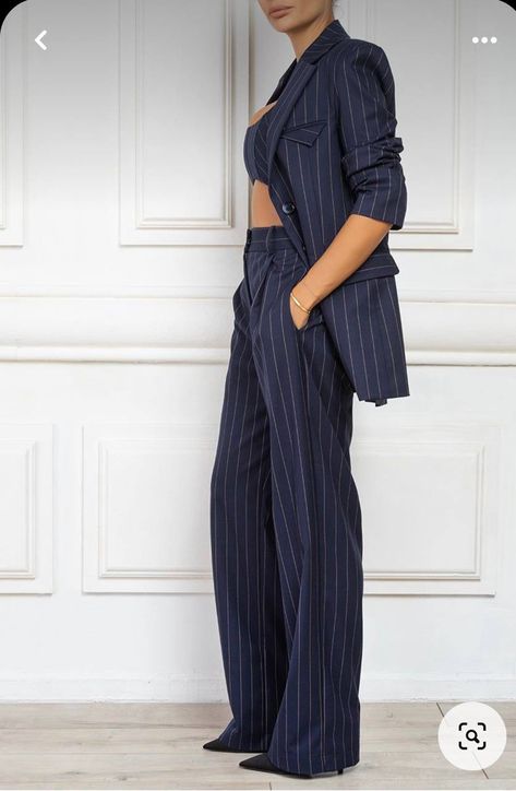 Oversized Pinstripe Blazer Outfit, Pinstripe Blazer Outfit, Thrift Bundle, Stripped Outfit, Blue Striped Suit, Oversized Blazer Dress, Clothing Illustration, Form Outfits, Oversize Blazer