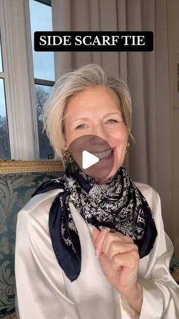 Heidi Kristensen on Instagram: "Another scarf tie that might come in handy when you want to elevate your look or even keep the warmth! Classic looks always prevail! 🥰🌎#fyp#accessories #scarf#scarf#scarfstyle#scarffashion #fashionstyle #classic#heidikristensen#elevated#personalstyle#over50#over50style #outfitinspiration #scarves #silk#silkscarf" Scarf Ties Ideas Tutorials, How To Tie A Scarf Around Your Neck, Silk Scarf Tying Tutorials, How To Tie A Scarf, Scarf Tying Ideas, Tie Square Scarf, Small Scarf Tying, Long Scarf Tying, Cow Scarf