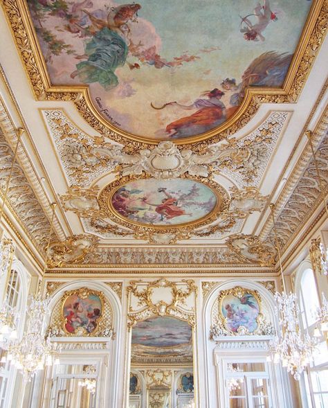 05-Around the World by Instagram | 12.10.16-@rozzard-This Is Glamorous Rococo Aesthetic, Musee D Orsay, Ceiling Murals, Neoclassical Architecture, Rennaissance Art, Baroque Architecture, French Culture, Painted Ceiling, Rooftops