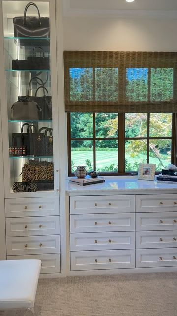 DALLAS CUSTOM CLOSET DESIGNER / KATHLEEN JACOBSON on Instagram: "What’s the secret to maximizing your closet?  Utilize all your vertical space!  We like to build our custom cabinetry floor to ceiling. You can hide off season clothing, suitcases and travel items behind upper cabinet doors. Follow us for closet inspiration.  . . . . . #luxuryhomes #closetinspo #professionalorganizer #closetdesigner #dallasinteriordesign #customcabinets #closet #thecouturecloset1 #dreamcloset #closetdesign #acsppro" Master Closet With Window Ideas, Closet To Cabinet Conversion, Cottage Closet, Custom Closet Cabinets, Closet Redesign, Purse Closet, Dallas Interior Design, Custom Closet Design, Upper Cabinet