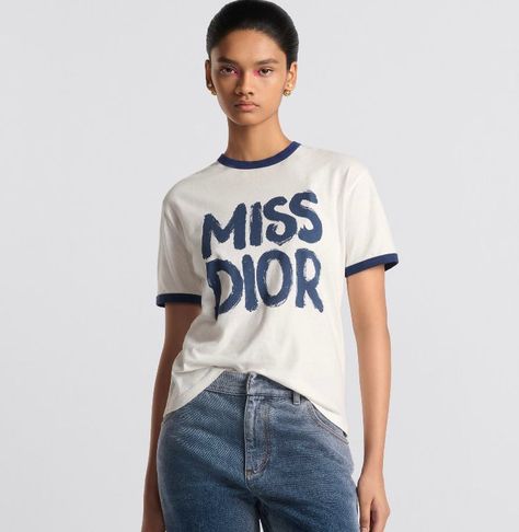 Maria Grazia Chiuri, Maria Grazia, Miss Dior, Women Clothes, Graffiti, Dior, Clothes For Women, T Shirt, Clothes