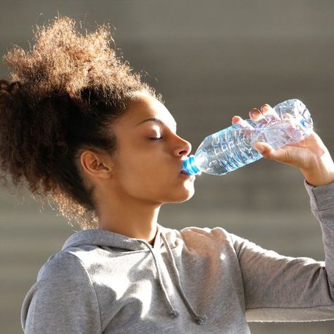 10 Ways Your Body Changes When You Start Drinking Enough Water | Taste of Home Sistem Saraf, Drink More Water, Fad Diets, Lower Blood Sugar, Losing 10 Pounds, Kefir, Healthy Drinks, العناية بالبشرة, Drinking Water