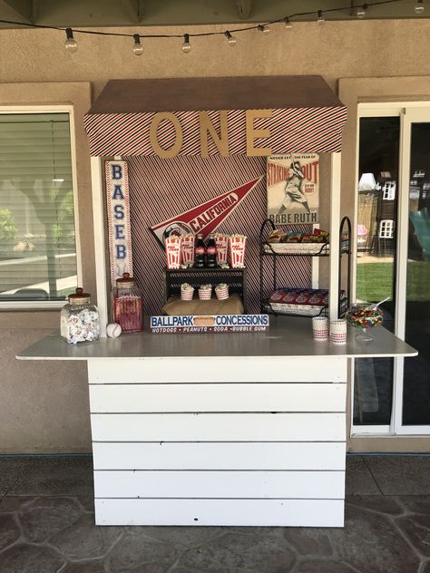 Baseball Party Concession Stand, Concession Stand Party Ideas, Baseball Concession Stand, Concession Stand Ideas, Diy Concession Stand, Baseball 1st Birthday Party, Baseball Concessions, Baseball Team Party, Vintage Baseball Party