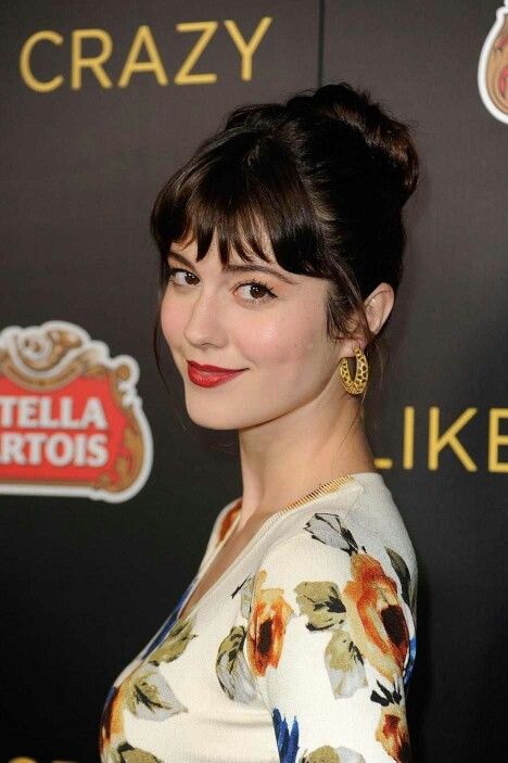 Bun with bangs Bun Updo Hairstyles, Bangs Updo, Cute Bun, Cute Buns, Easy Updo Hairstyles, Bun Updo, Mary Elizabeth Winstead, Updo Hairstyles, Mary Elizabeth