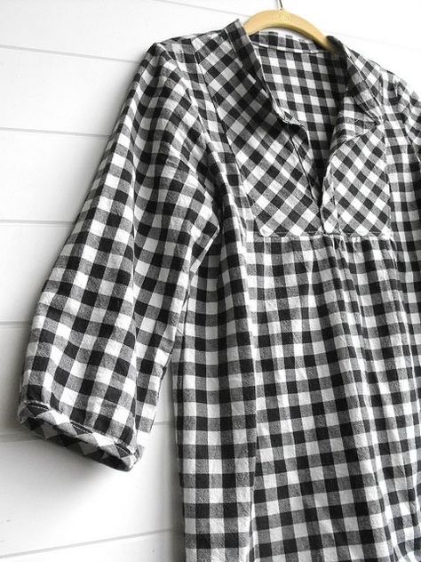 Shirt Sewing, Nigerian Fashion, Sewing Tops, Sewing Shirts, Shirt Sewing Pattern, Woman Top, Flannel Shirts, Shirt Refashion, Plunging Neck