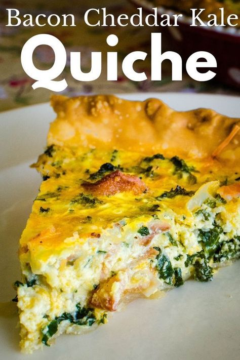 This easy brunch recipe makes the best quiche for make-ahead breakfasts. Use applewood smoked bacon for the best results. #easybrunchrecipes #bestquicherecipe Bacon Kale Quiche, Spinach Cheddar Quiche, Quiche Brunch, Kale Quiche, Cheddar Quiche, Delicious Quiche, Breakfast Quiche Recipes, Bacon Quiche, Quiche Recipes Easy