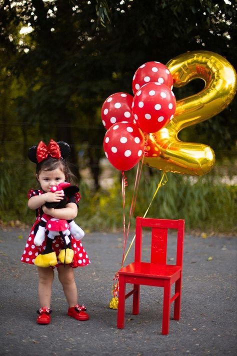 Minnie Mouse 2nd Birthday Pictures, Oh Twodles Birthday Photoshoot, Mickey Mouse Theme Photoshoot, Minnie Mouse Birthday Pictures, Minnie Mouse Birthday Photoshoot Ideas, Minnie Mouse Photo Shoot Ideas 2nd Birthday, Minnie Mouse Birthday Photoshoot, Baby Girl 2nd Birthday Ideas, Minnie Mouse Photoshoot