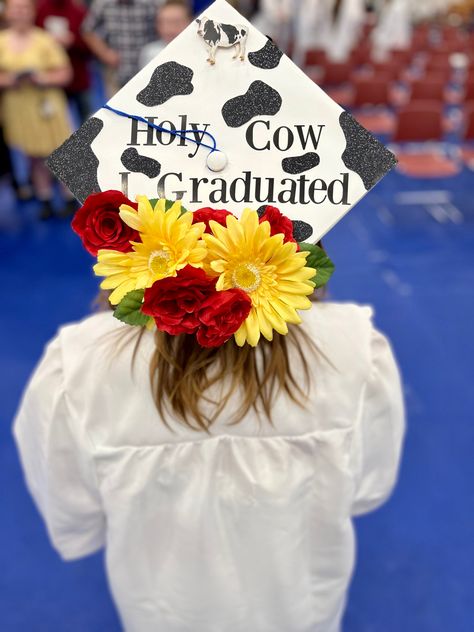 Cow Print Graduation Cap, Cow Print Graduation Party, Grad Cap Ideas, Senior Party, Teacher Board, Pink Party Decorations, Senior Ideas, Teacher Boards, 2022 Graduation