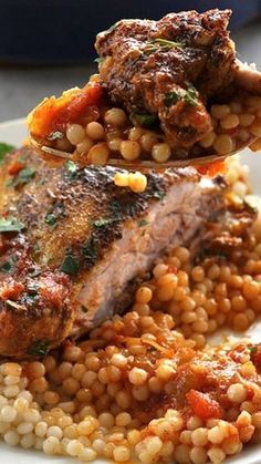 Syrian Chicken, Giant Couscous, Arabisk Mad, Syrian Food, Middle East Recipes, Recipetin Eats, Salad Pasta, Eastern Cuisine, Chicken Spices