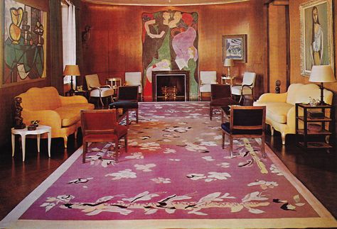 Neslon Rockefeller Apartment by J-M Frank, 1937. Photography by Richard Champion. Nelson Rockefeller, Daybed Design, Parisienne Chic, Parisian Apartment, New York Apartment, Paris Apartments, French Interior, Oak Dining Table, Salon Design