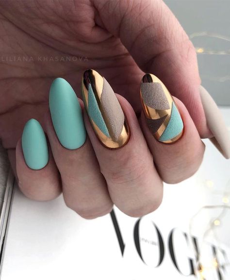 67. Mint Green & Gold textured nails Looking a perfect colour duo for your spring nails: mint green and gold colour combo is a... Textured Nails, Teal Acrylic Nails, Sns Nails Designs, Mint Green Nails, Bright Nail Art, Wedding Nail Art Design, Gold Nail Art, Cute Spring Nails, Rose Gold Nails