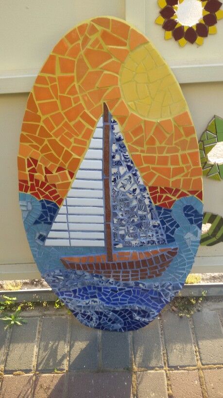 Mosaic Art Diy, Mosaic Pots, Mosaic Garden Art, Afrique Art, Mosaic Art Projects, Mosaic Madness, Mosaic Tile Art, Mosaic Murals, Glass Mosaic Art