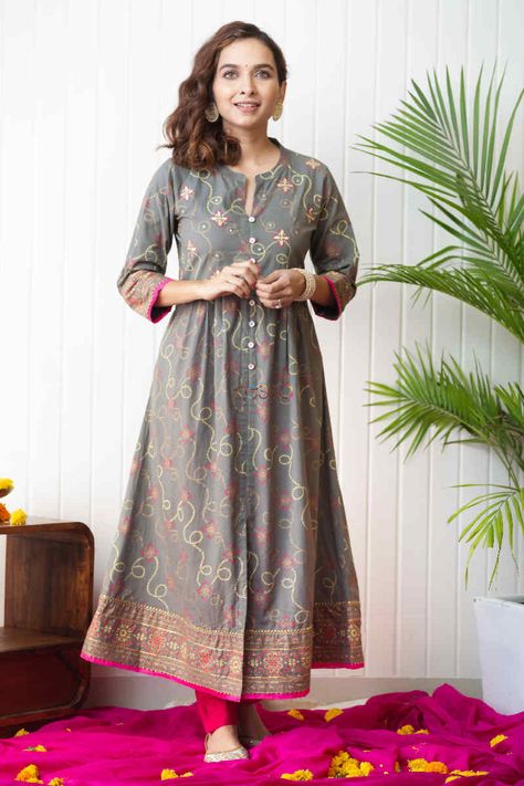 Buy Ibtida Straight Kurta Online | KessaWear.com Girls Top Design, Trendy Kurti, Gota Patti Work, Kurta Patterns, Punjabi Fashion, Bagru Print, Kurti Patterns, Kurta Dress, A Line Kurta