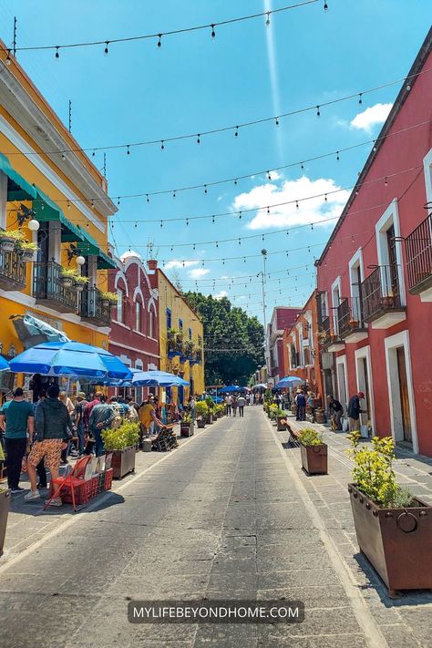 The most colorful cities in Mexico you should visit Mexican City, Mexican Buildings, Mexican Town, Mexican Neighborhood, Mexican City Aesthetic, Cities In Mexico, Mexican Neighborhood Aesthetic, Mexican Plaza, Mexico City Architecture