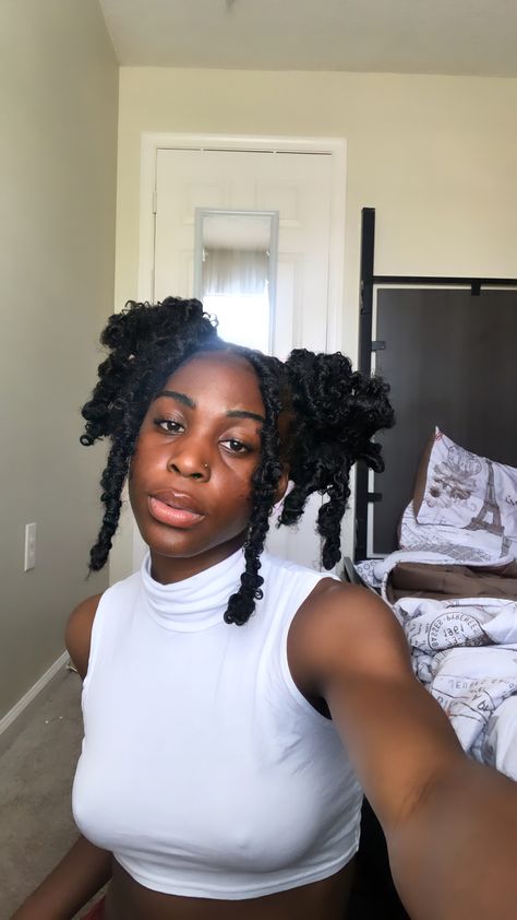 Ways To Style Butterfly Locs, Locs Long Hairstyles, Style Butterfly Locs, Butterfly Locs Hairstyles, Short Butterfly Locs, Butterfly Locs Hairstyle, Butterfly Locs, Short Locs Hairstyles, Faux Locs Hairstyles