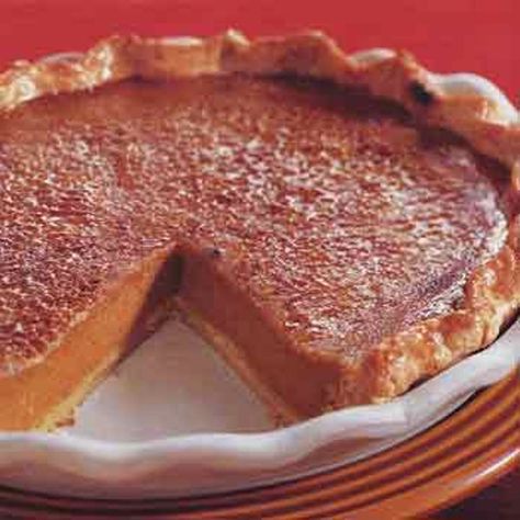 Pumpkin Brulee, Brulee Pie, Brulee Recipe, Thanksgiving Pies, Flaky Pie Crust, Creamy Desserts, Pumpkin Recipes, A Pumpkin, Pie Crust