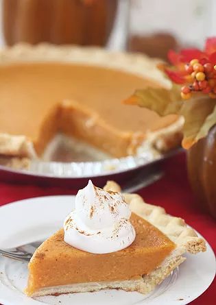 Patti LaBelle's Sweet Potato Pie Patty Labelle Sweet Potato Pie Recipe, Patty Labelle, Sweet Potato Dessert, Sweet Potato Pies Recipes, Cookie Cake Pie, Pie Pumpkin, Easy Pumpkin Pie, Easy Cheesecake Recipes, Pastry Tart