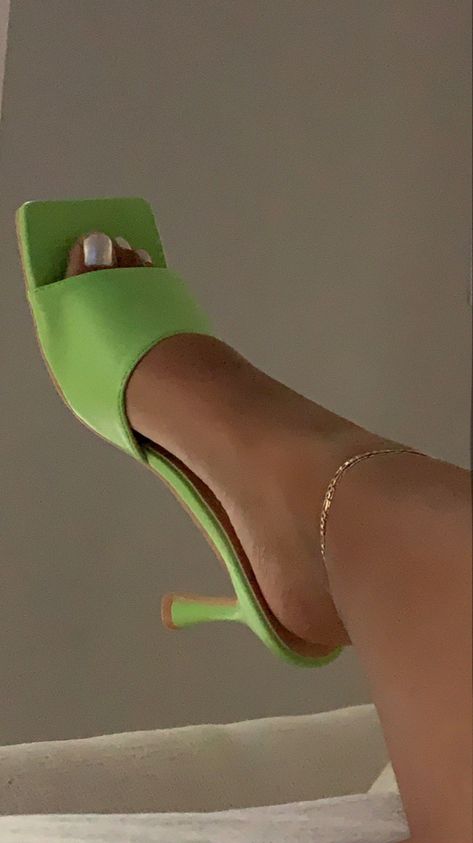 Lime Green Aesthetic Outfit, Green Heels Aesthetic, Sparkly Dress Aesthetic, Bugs Aesthetic, Lime Green Aesthetic, Lime Aesthetic, Lime Green Outfits, Green Sparkly Dress, Lime Green Heels