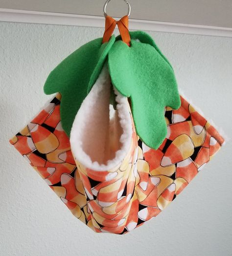 Sugar Glider Pouch, Rat Hammock, Rat Cage Accessories, Sugar Glider Toys, Rat Cage, Hamster Care, Pet Hammock, Cat Hammock, Cat Bed Furniture