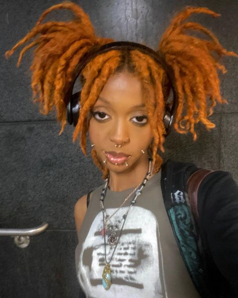 Rainbow Hair Color Ideas, Dreads Hairstyles, Short Dreads, Cute Dreads, Rainbow Hair Color, Short Locs Hairstyles, Humble Yourself, Dreadlock Styles, Dread Hairstyles