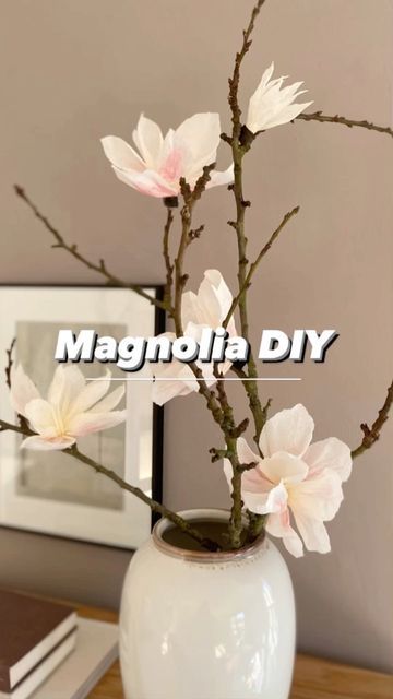 Fleurs Diy, Floral Arrangements Diy, Flower Making, Happily Ever After, Magnolia, Paper Flowers, Floral Arrangements, Diy Projects, Floral