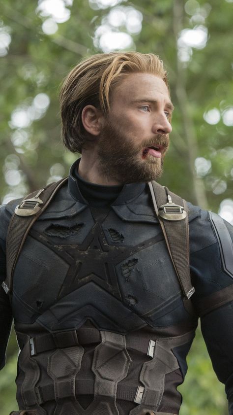 Chris Evans Kiss, Chris Evans Haircut, Captain America Funny, Percy Jackson Fanart, Chris Evans Smile, Captain America Suit, Chris Evans Tumblr, Next Avengers, Chris Evans Beard